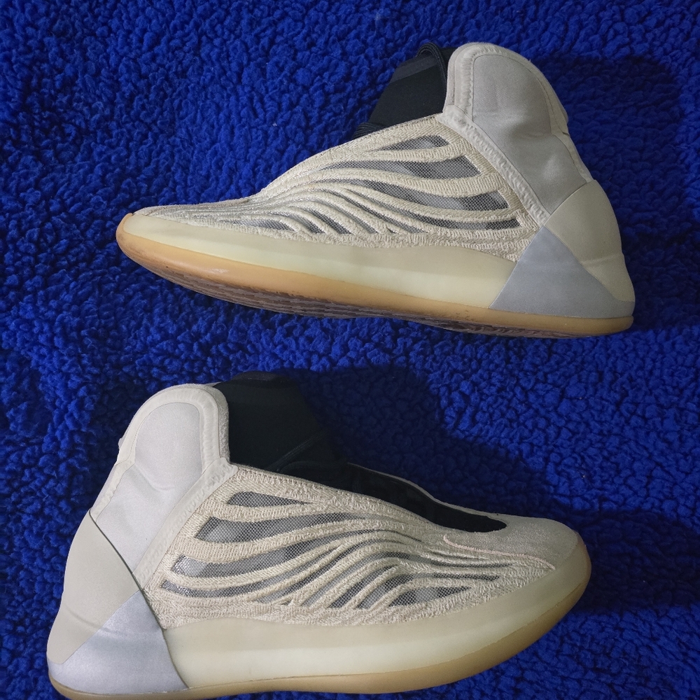 Adidas Yeezy Quantum Basketball Shoes - Beige